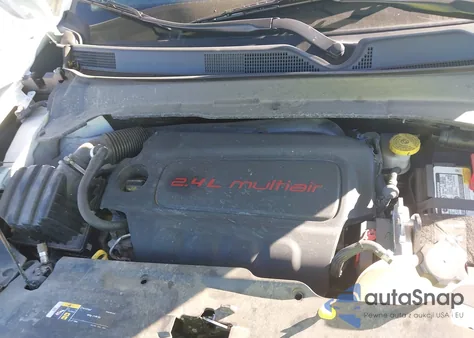 2022 Jeep Compass Latitude 4X4 из США, поврежденный, VIN 3C4NJDBB3NT176785